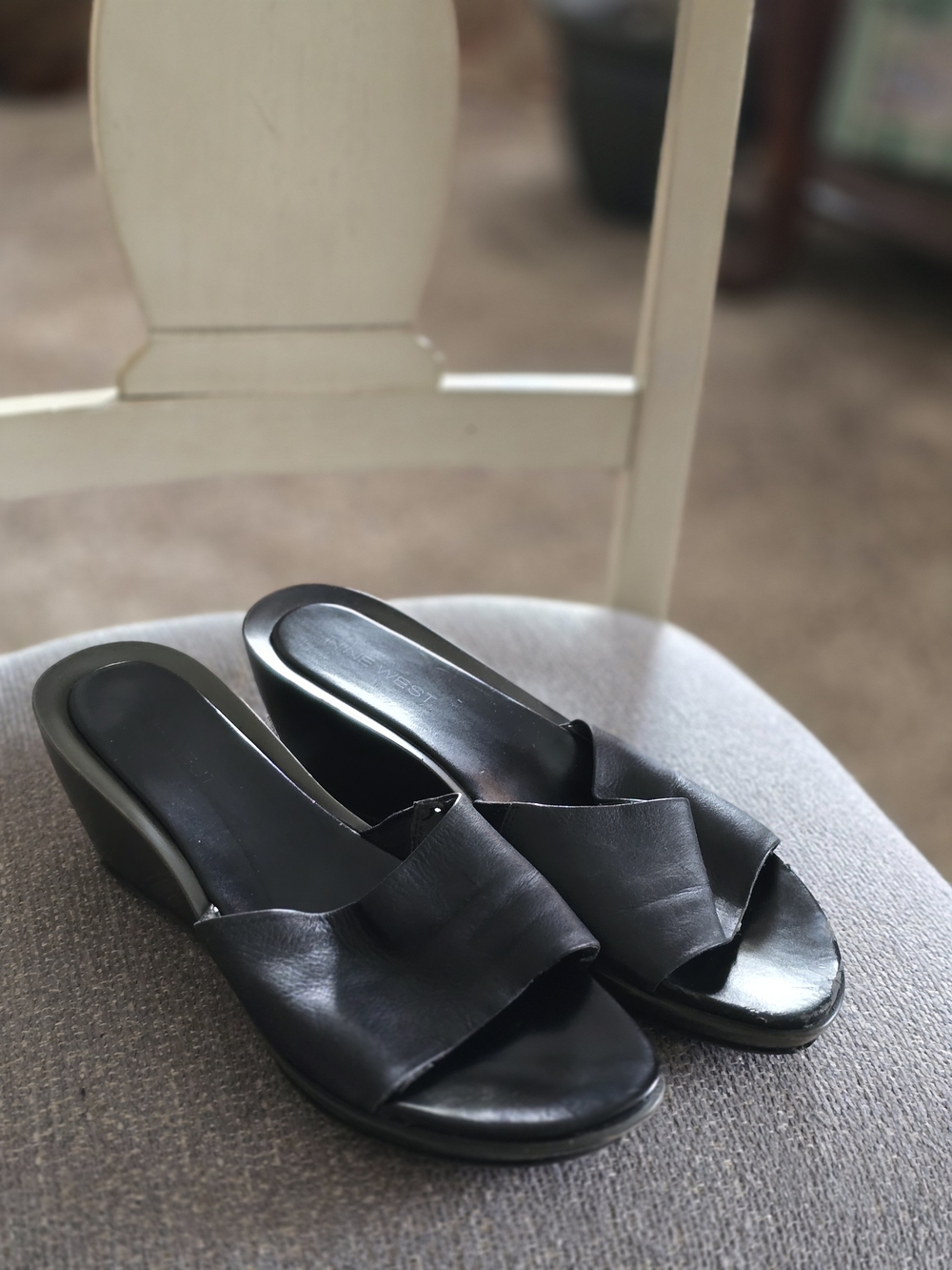 Nine West Black Leather Women's Black Slip-On Wedge Sandalssz 8